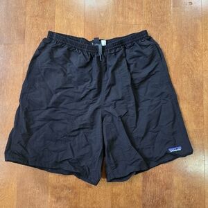 Patagonia Netplus shells mens size Medium black shorts